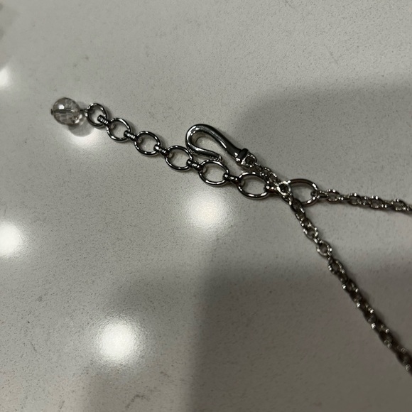 Swarovski Signed Emma Y shaped necklace - Picture 3 of 4